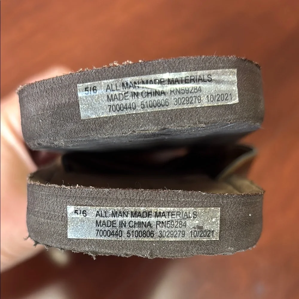 The Children's Place Brown Leather Flip Flops